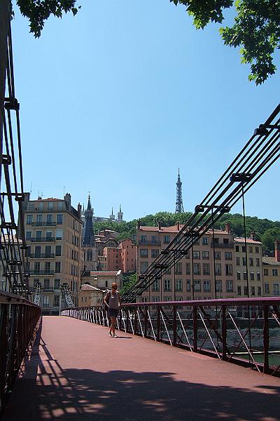 2010-06- (204).JPG - Fußgängerbrücke (Passerelle) über die Saône